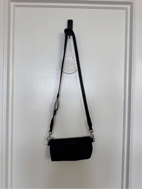 lululemon athletica Black Crossbody Pouch